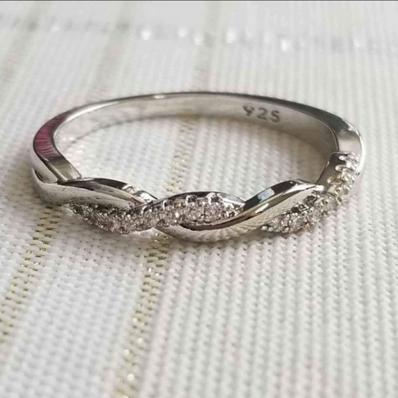 New 925 Silver Diamond Twist Band Ring for Women - Picture 8 of 9